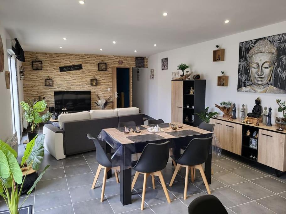 Ferienwohnung Chez Aline Calais Exterior foto